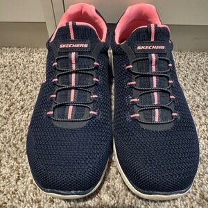Sketchers go walk navy/pink shoes